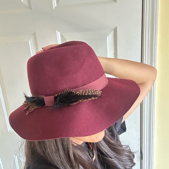 Black Saks Fifth Avenue‎ 90s Wool Fedora Felt Hat Burgundy Feathers One Size - Picture 9 of 9